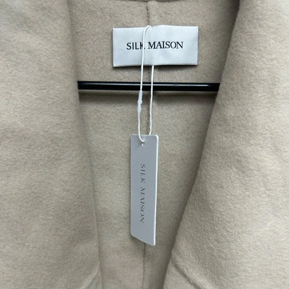 Silk Maison Oversized Beige 100% Wool trench Coat - Picture 11 of 15